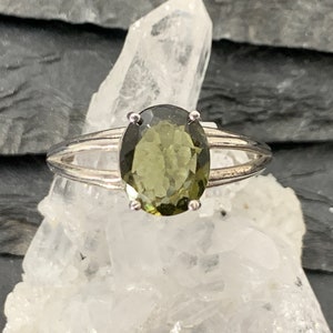 Cocktail Moldavite ring - Moldavite ring - Czech Moldavite Ring- Witchy Moldavite Ring - Wide Band Ring - Vibrate Higher Crystals