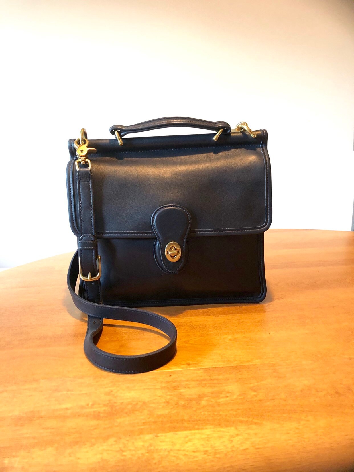 coach navy blue messenger bag