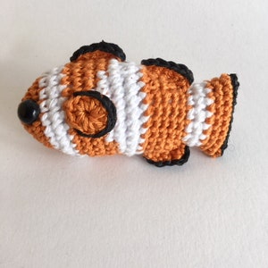 Clownfish Crochet Pattern - PDF Pattern with UK and US terms and photo guide. Make your own Amigurumi clownfish with anemone