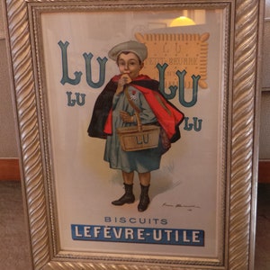 オリジナル 1897 年初版 LeFevre Utile Lu Biscuit Boy、F. Bouisset のサイン入り、額入り広告ポスター ウィンドウ カード VG+