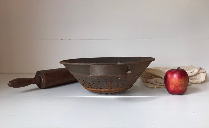 Rustic Farmhouse Kitchen Primitive Colander Strainer