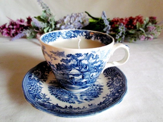 Tea Cup And Saucers Scented Candle In Vintage Tea Cup English