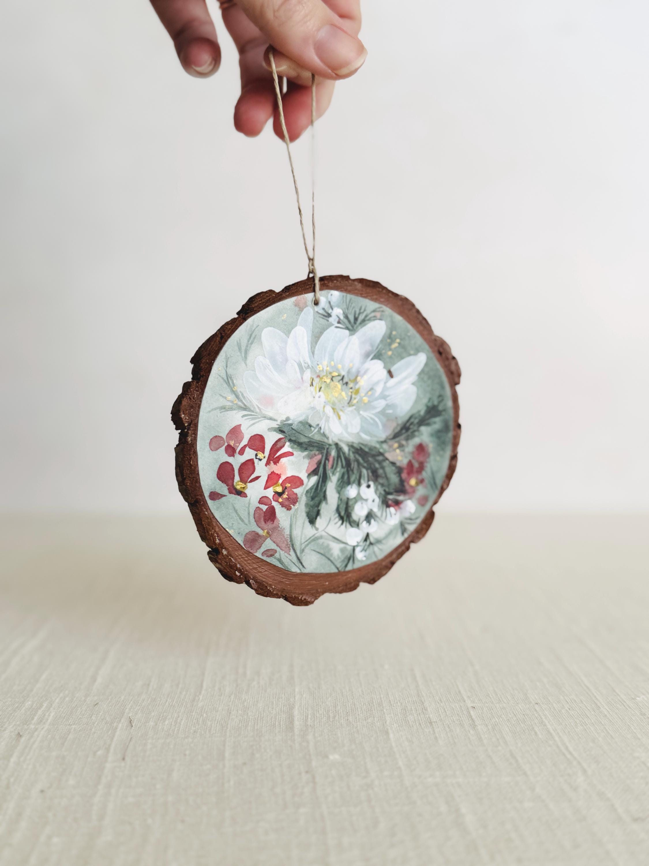 Watercolor Wood Slice Ornament – Hand-painted Floral, Coastal Gift - Etsy