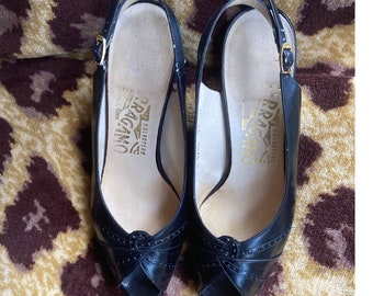 Vintage Ferragamo Salvatore Black Women's Shoe 6B