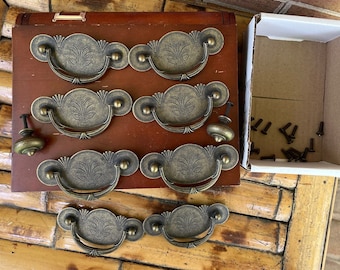 Furniture Antique Brass Bail PullsDrawer Knobs Door Set of 10 w/Screws