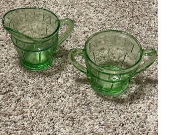 Vintage Green Depression Uranium Jeanette Glass Sugar Creamer Set UV Glow DORIC