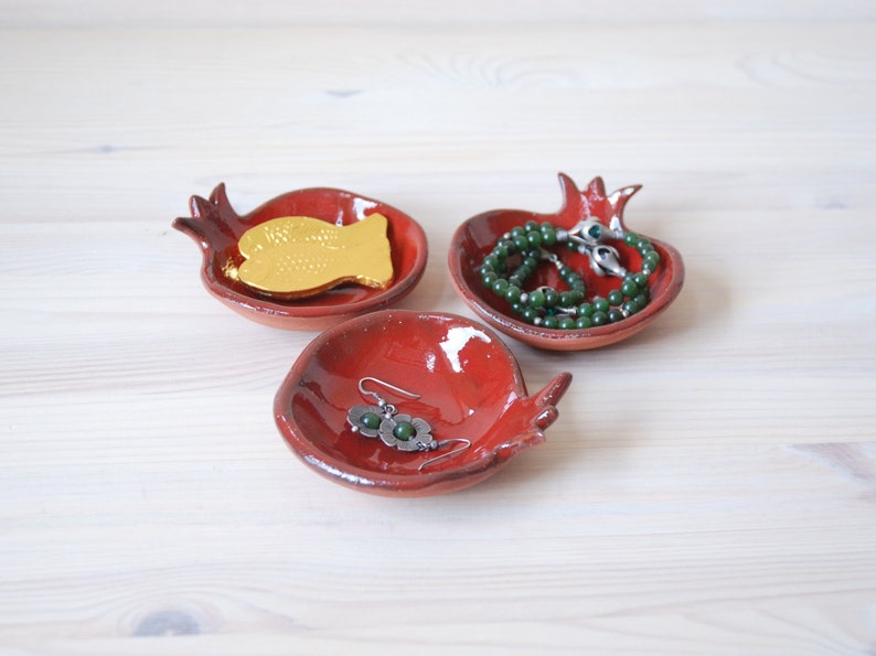 Ceramic bowl, small bowl, pomegranate bowl, red pomegranate, serving dish, Ring Holder, Trinket Dish, Jewish gifts, Rosh Hashana gift. image 5