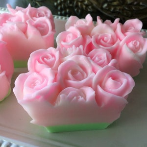 Rosebud Soap Baby Rose Handcrafted Glycerin Soap Decorative Soap Valentines Day Soap Mothers Day Soap Bild 4