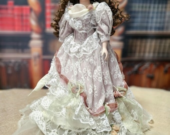 1980年代のヴィンテージフランス製磁器人形、ロマンチックなホーム