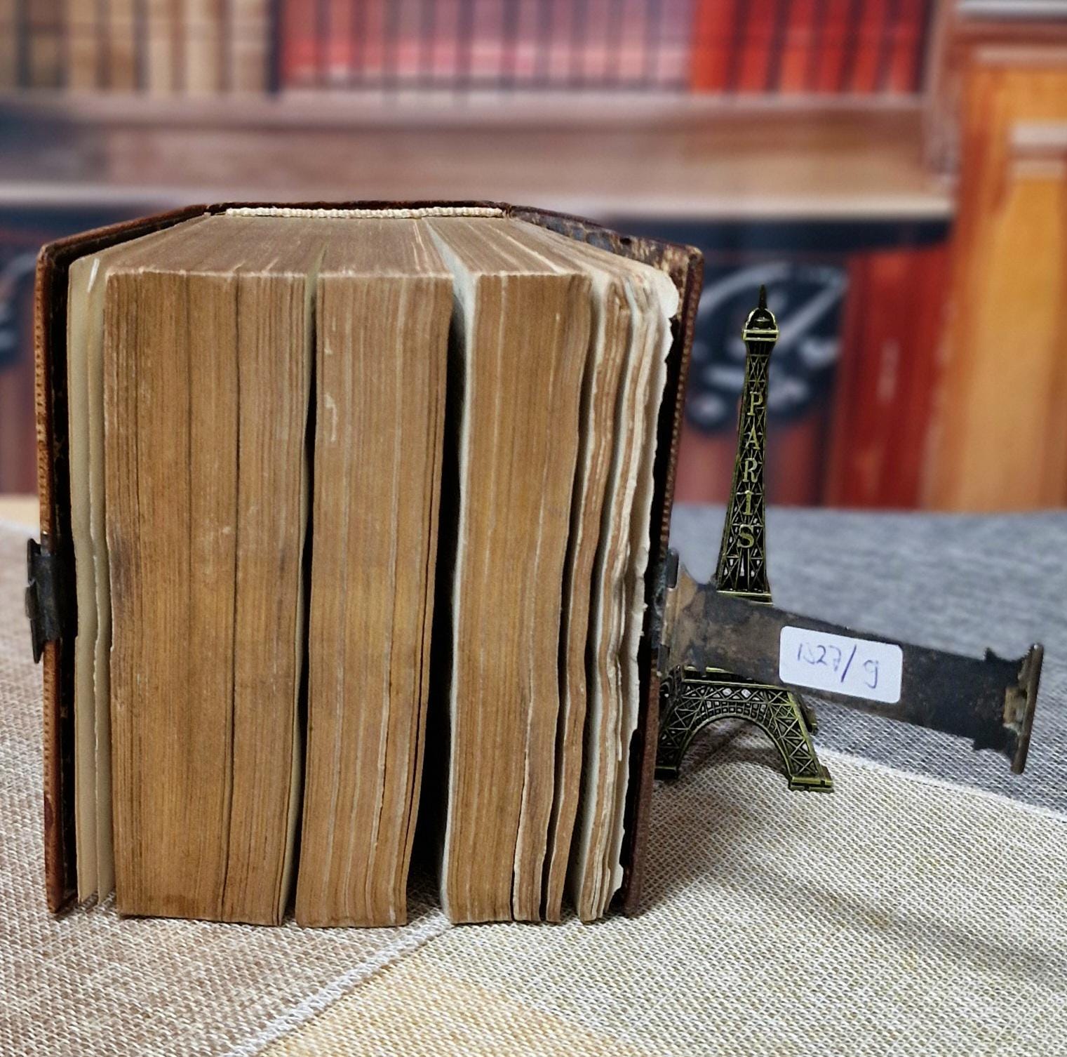 古書アンティーク 140年前の洋書 スペイン語 1884年 革表紙 讃美歌
