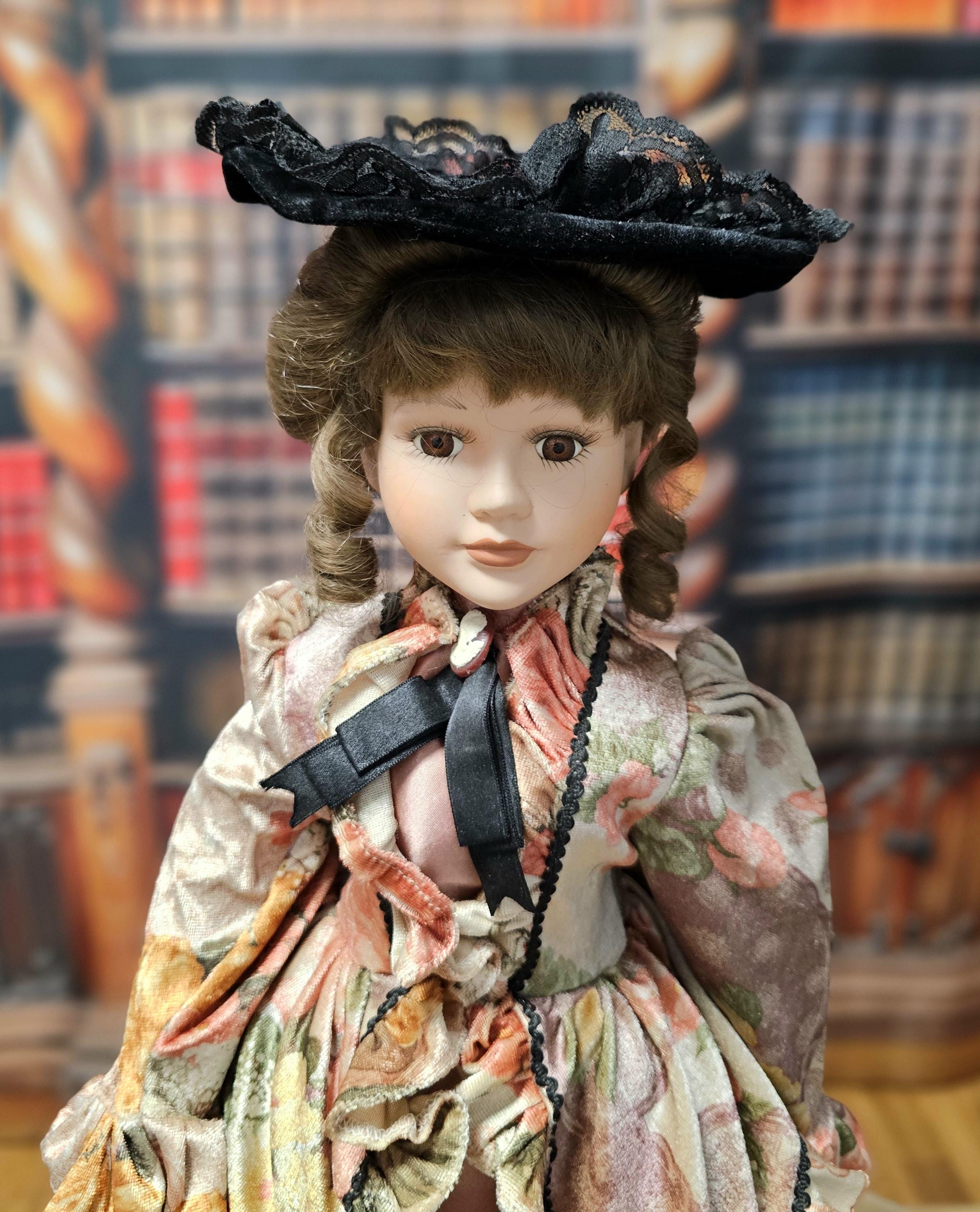 * antique doll ୨୧ * Parisの老舗の パン屋さん antique doll ୨୧ * Parisの老舗の パン屋さん