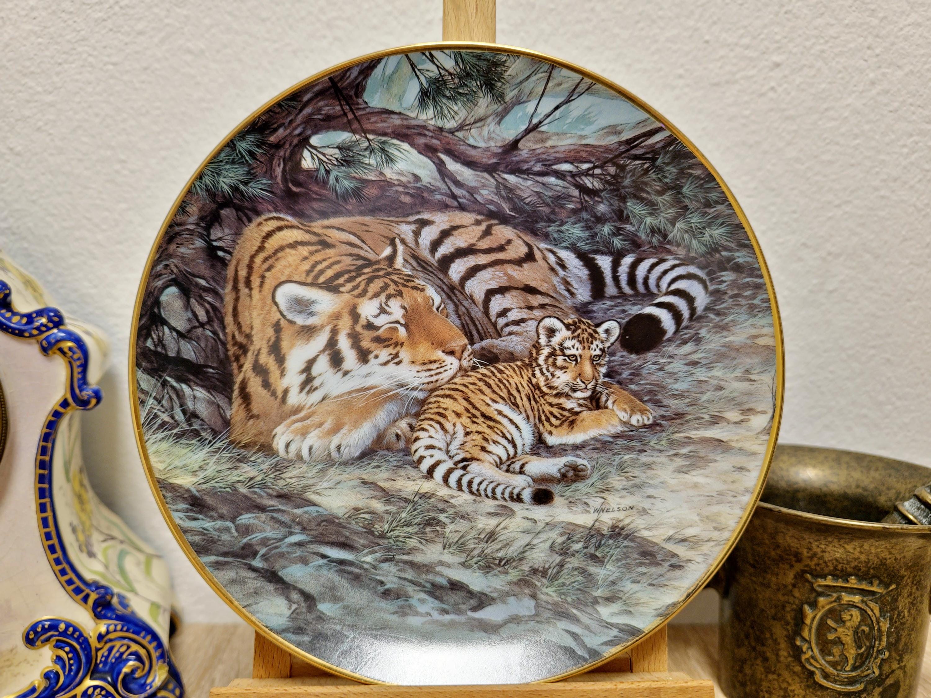 ヴィンテージ野生動物磁器プレートセット、高級壁装飾、動物愛好家への