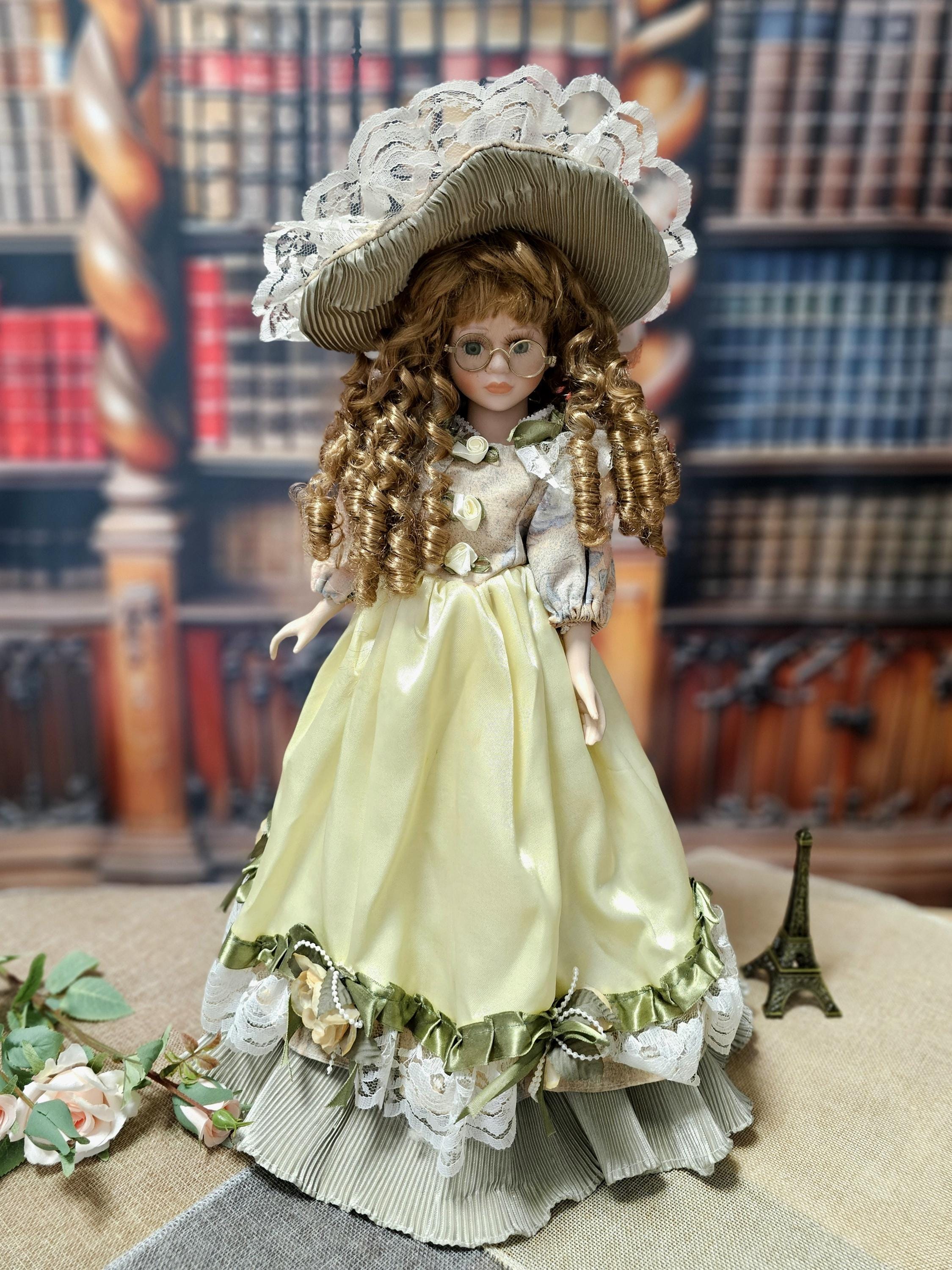 フランス製磁器人形（眼鏡付き）、ヴィンテージビクトリア朝の女性像