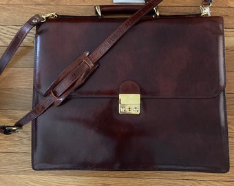 Vintage Bosca Burgundy Leather Double Gusset Brief/Briefcase/Messenger Bag with Brass Hardware