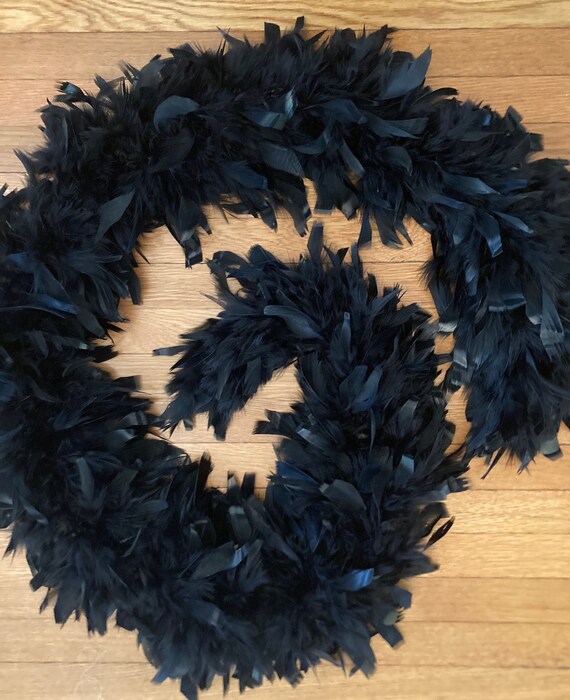 1940s Black Feather Boa with Black Iridescent Coqu