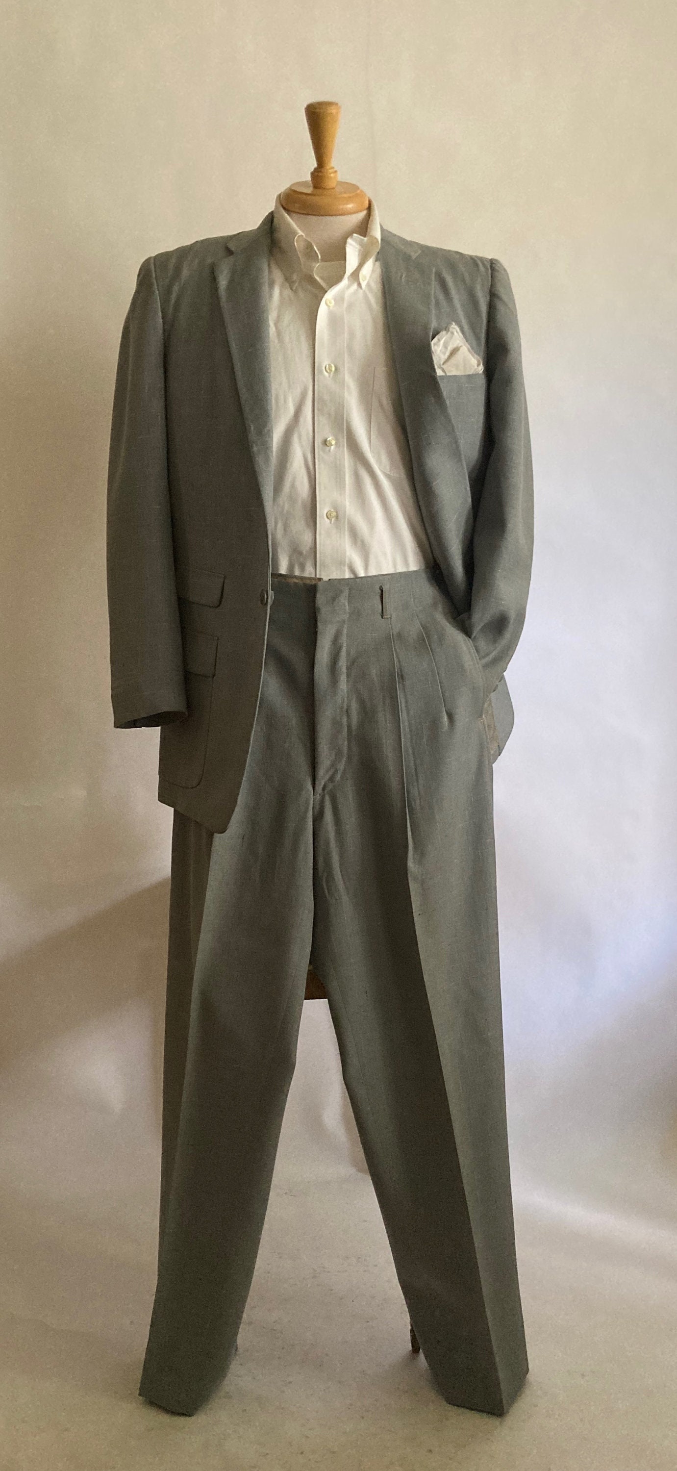 Early 1950s Robert Hall Light Grey/Blue Atomic Fleck Rockabilly Single Button 2 Piece Suit/Vintage Mens Suit/AH