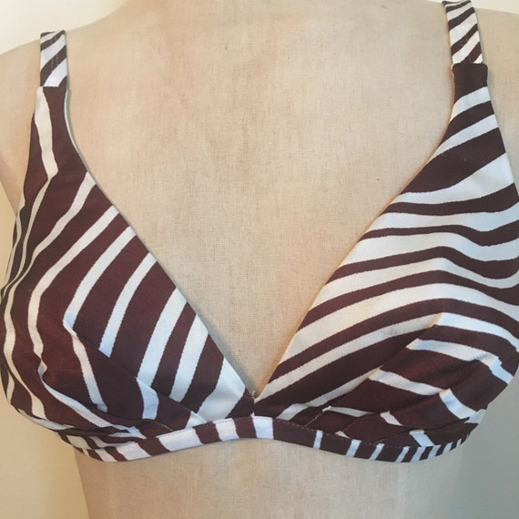 1970's Brown/White Striped Print Nylon Swimsuit B… - image 5