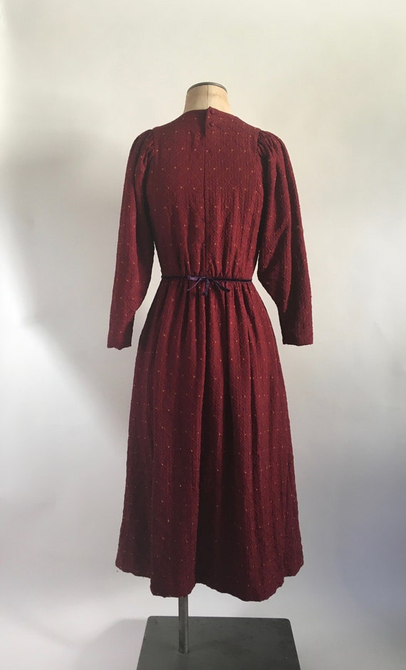 1930s/30s Burgundy Silk Cloque Dotted Insulated W… - image 3