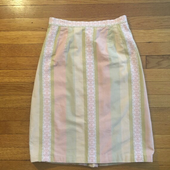 Late 1950s/50s Pastel Pink & Green Cotton 2 Piece… - image 9