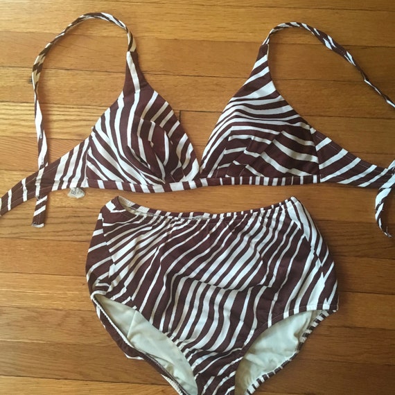 1970's Brown/White Striped Print Nylon Swimsuit B… - image 9