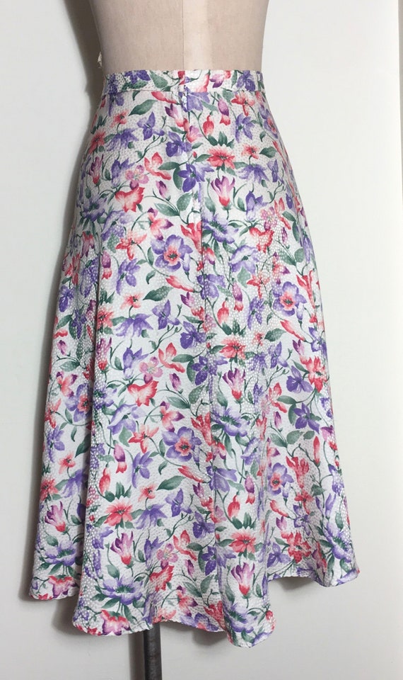 Light & Pretty 1970s Silk Floral A-Line Skirt/Vin… - image 2