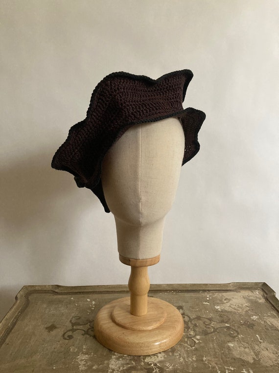 1920s Brown and Black Crocheted Hexagon Shaped Hat