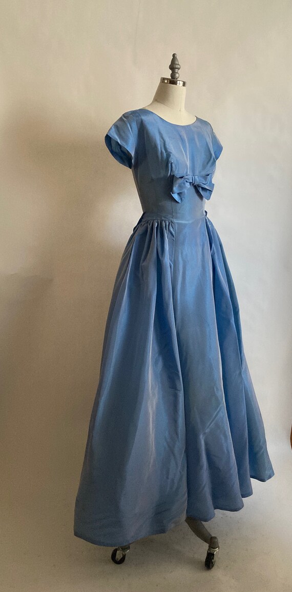 1950s Full Length Blue Cap Sleeve Taffeta Ball Go… - image 2