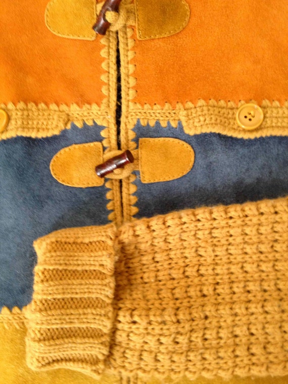 1970s Striped Suede & Acrylic Hooded Sweater with… - image 4