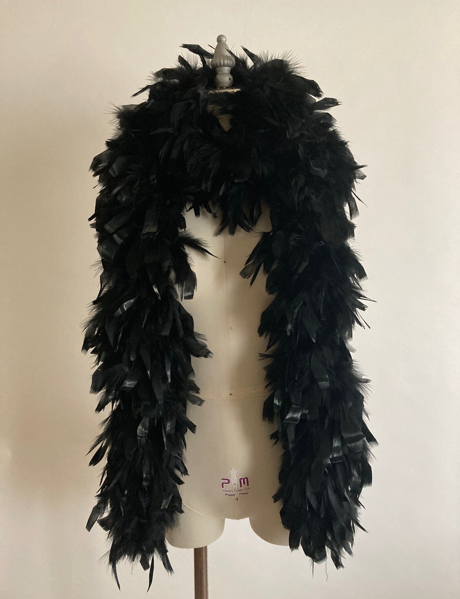 1940s Black Feather Boa with Black Iridescent Coque Etsy