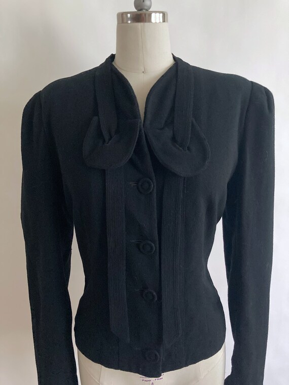 1940's Fitted Short Black Wool Jacket with Padded… - image 4