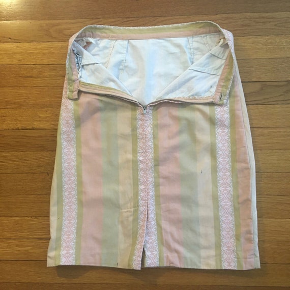 Late 1950s/50s Pastel Pink & Green Cotton 2 Piece… - image 8