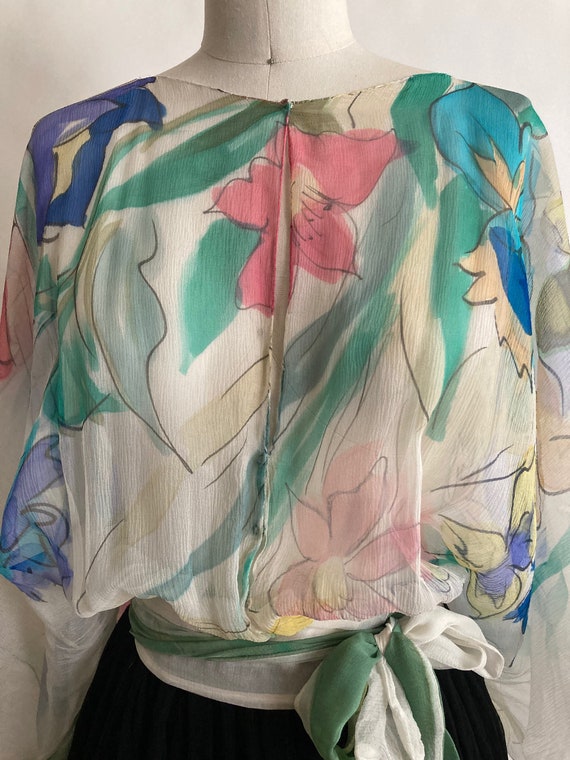 1980s/80s Custom Made Han Painted Floral Silk Chi… - image 5
