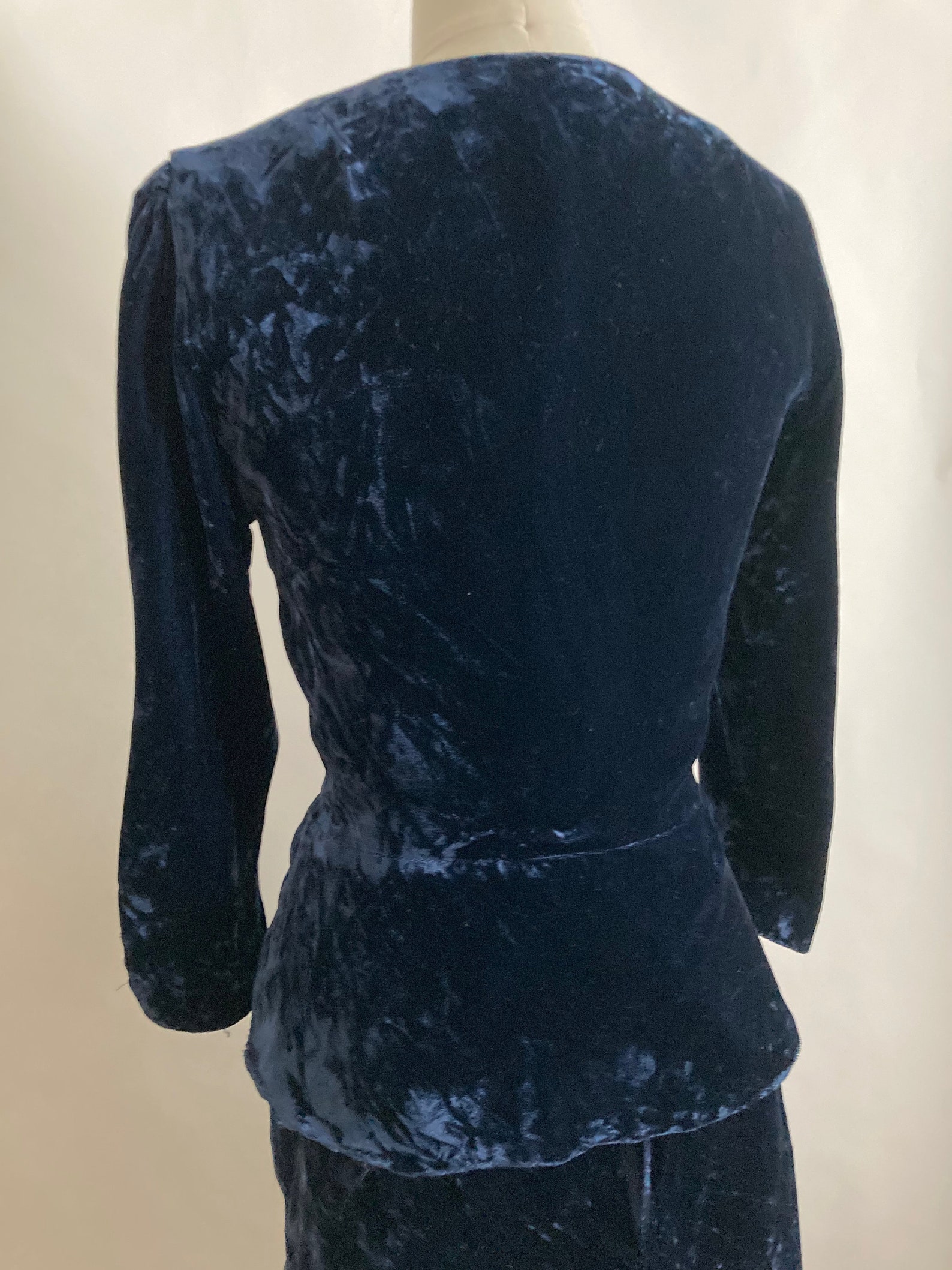1980s Lanz Originals Deep Blue Crushed Velvet Suit/Jacket and | Etsy
