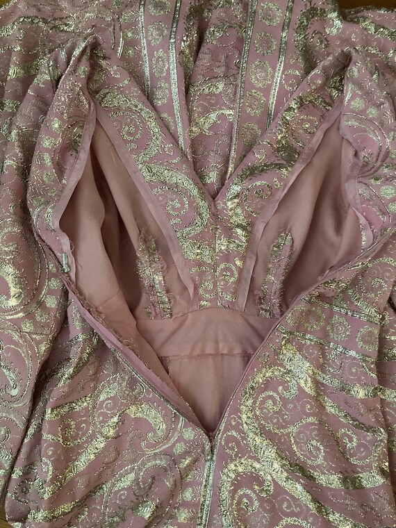 1960s Pink and Silver Long Sleeve Brocade Evening… - image 8