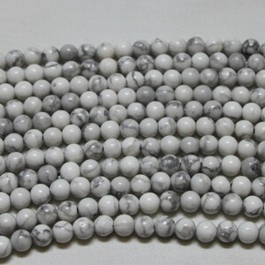 8mm Round White Howlite