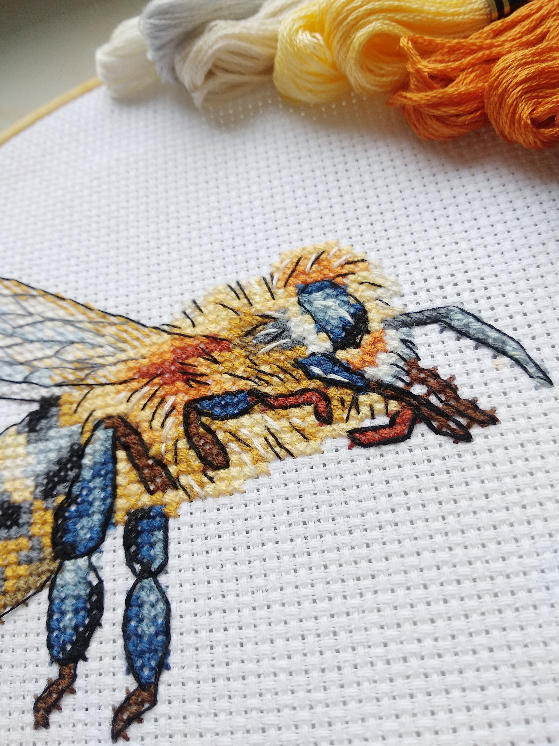 Honey bee for cross stitch pattern insect cross stitch Etsy
