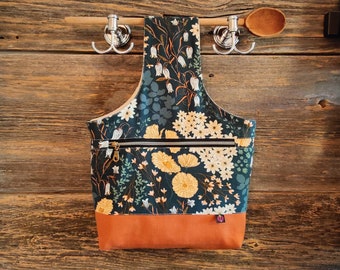 Medium knitting bag with zipper pocket and slip pocket. Simple project wristlet bag with pocket. Handmade modern botanical print.
