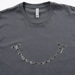 Creative Unisex Mountain Bike, Road, Cyclocross, Peleton Smile Bicycle Chain Tshirt