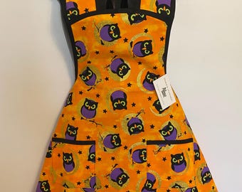 Retro Style Apron - Owls Halloween