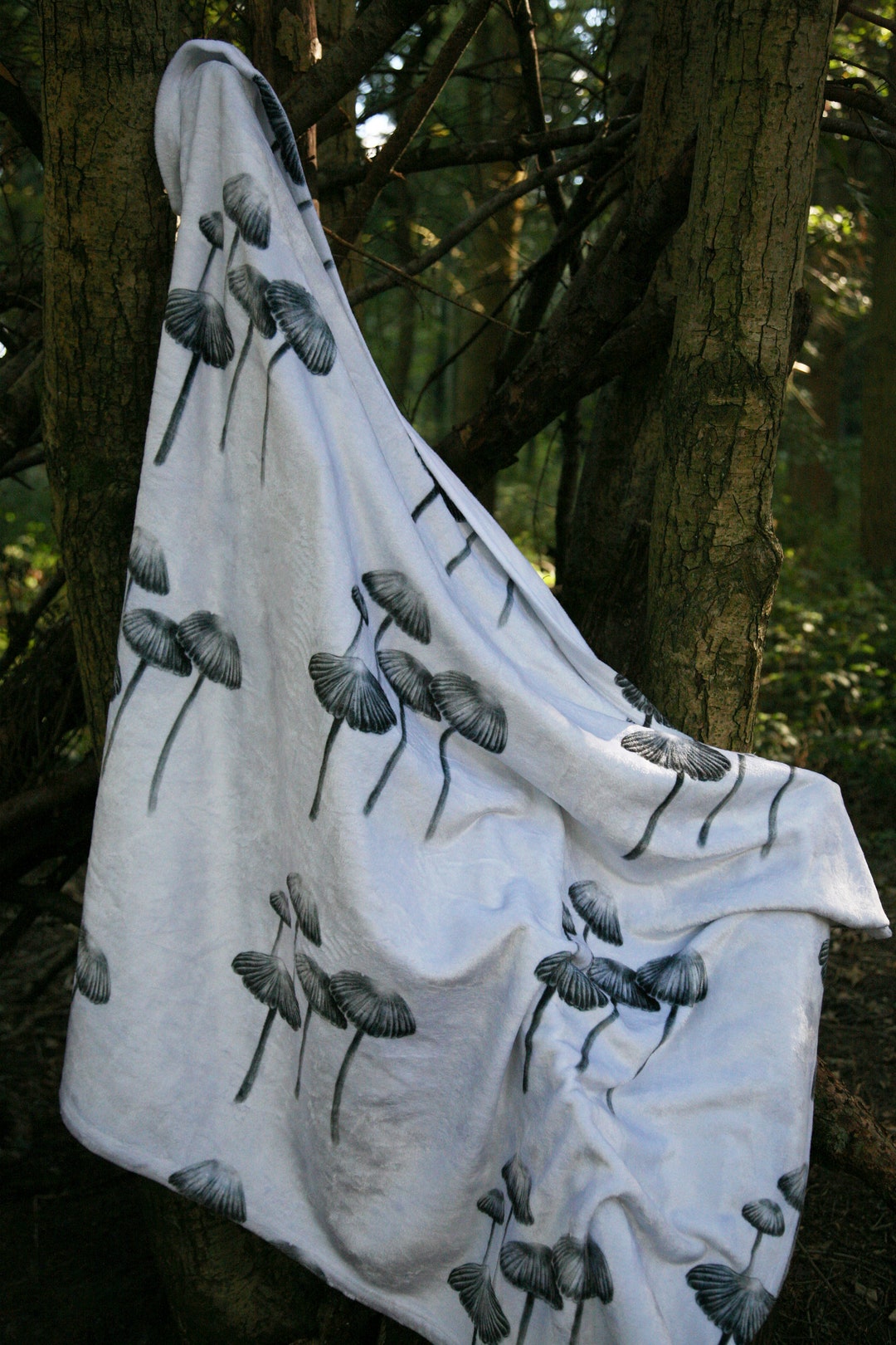 Mushroom Throw Blanket Pleated Inkcaps Fungi Mushies Fairycore