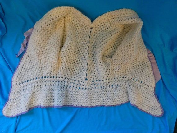 Beautiful Crocheted Beige Cardigan with Lilac Tri… - image 10