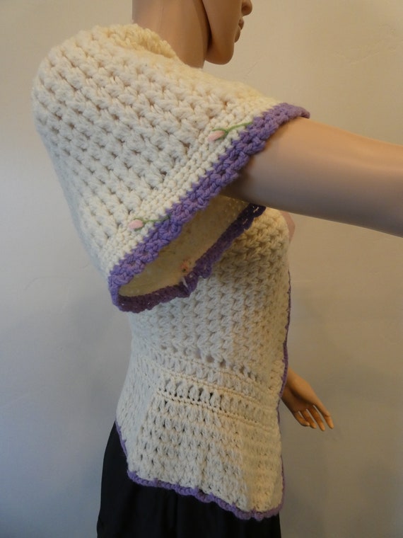 Beautiful Crocheted Beige Cardigan with Lilac Tri… - image 8
