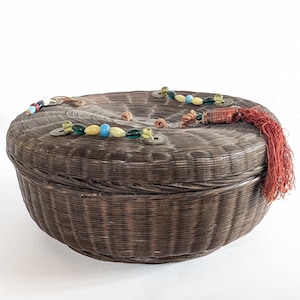 ヴィンテージ籐製裁縫かご（タッセル＆ビーズ付き）、アジアンボヘミアン風インテリア