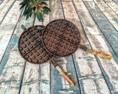 Vintage Waffle Maker Wooden Handles, Wagner Ware Cast Iron, Rustic Kitchen Cookout, Sidney O 1908, Primitive Farmhouse Kitchen