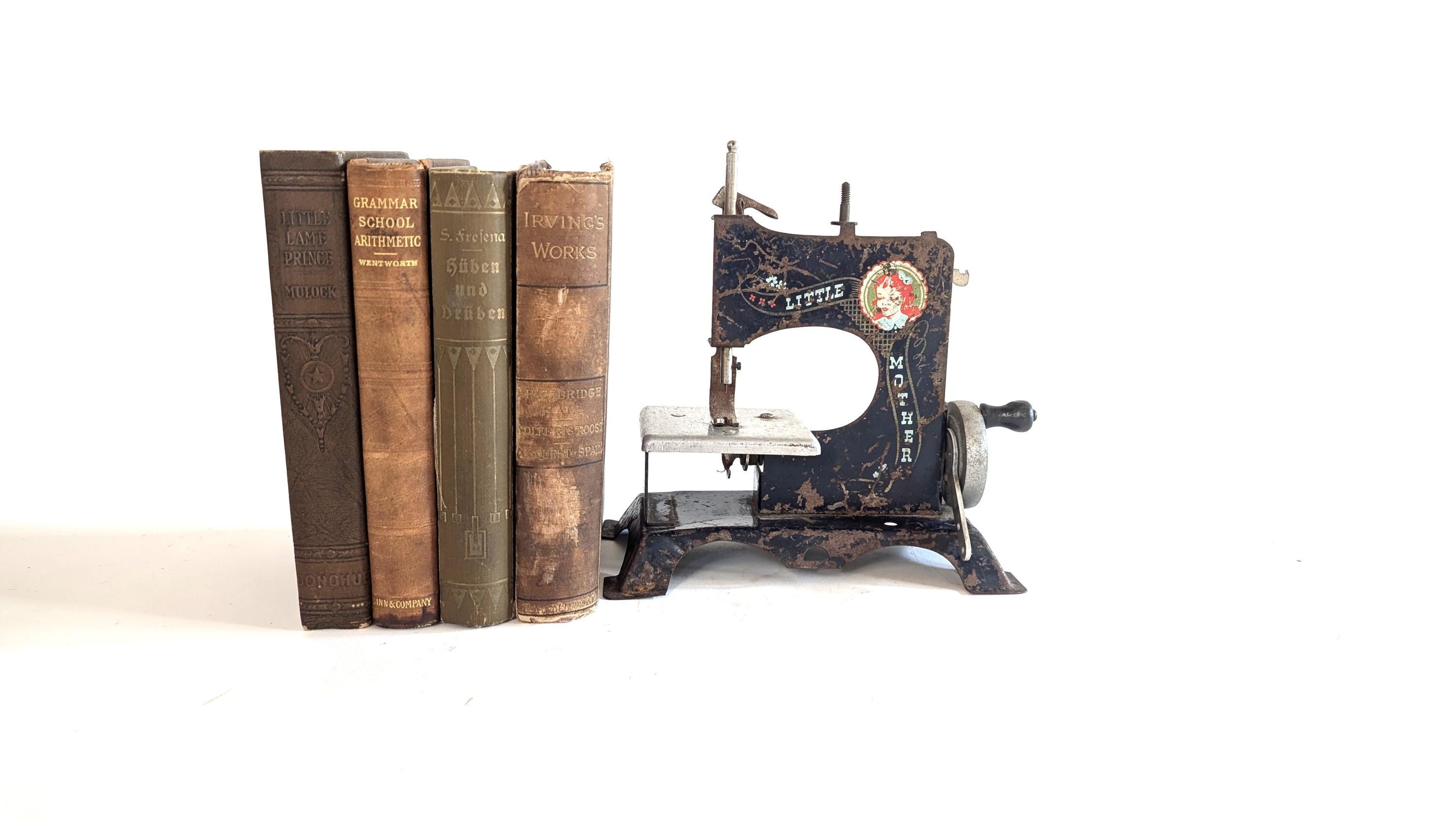 Vintage Little Mother Sewing Machine - Etsy