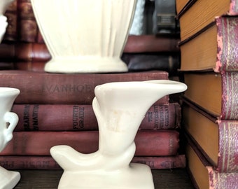 Mini White Pottery Decor Vintage Ceramic White Minimalist MCM Props Collectible Art Potteries Farmhouse Tray Shelf Display Calla Lily Urn