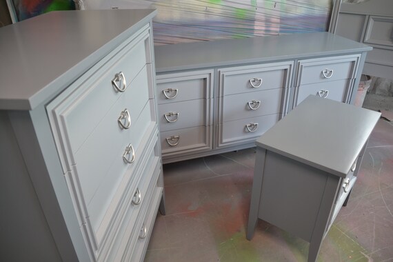 Sold Bedroom Set 3 Piece Gray On Gray Dixie Pewter Hardware