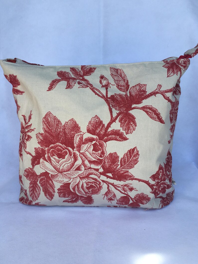 Roses print cosmetics bag, Toiletries bag, Make-up bag, Accessories bag. image 1