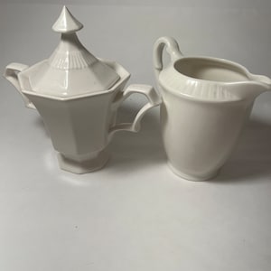 Vintage sugar an creamer white China ironstone castleton Japan shelledge Syracuse China