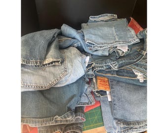 Parti med 10 par herrjeans Levi's, izod larg